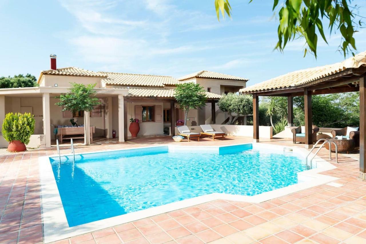 White Sand Villa. Spacious Villa With Prive Pool. Agia Pelagia Екстериор снимка
