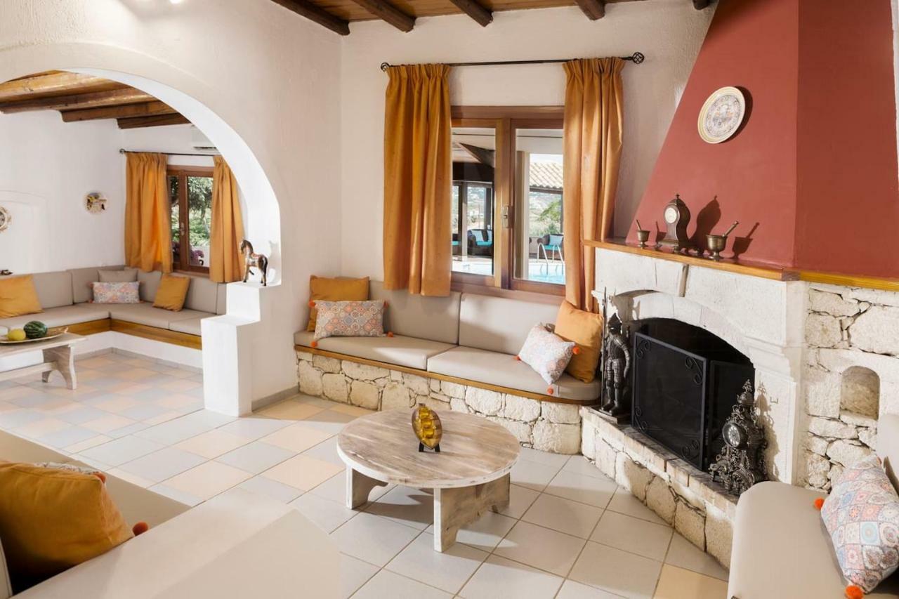 White Sand Villa. Spacious Villa With Prive Pool. Agia Pelagia Екстериор снимка