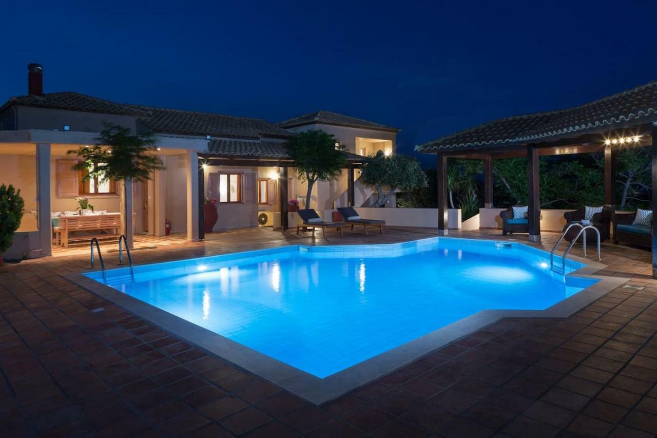 White Sand Villa. Spacious Villa With Prive Pool. Agia Pelagia Екстериор снимка